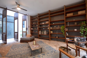 SPECTACULAR APARTMENT WITH PRIVATE TERRACE, LOCK OFF AND THE BEST VIEWS