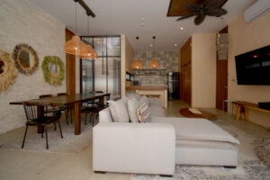 SPECTACULAR APARTMENT WITH PRIVATE TERRACE, LOCK OFF AND THE BEST VIEWS