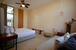 SPECTACULAR APARTMENT WITH PRIVATE TERRACE, LOCK OFF AND THE BEST VIEWS
