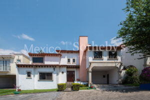 Casa Villas del Arco Palmira Cuernavaca.
