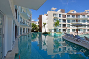 1-BEDROOM RESIDENCE WITH 5-DIAMOND LUXURY AMENITIES