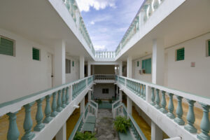 CARIBBEAN HOUSE, THE RETREAT OF 23 ROOMS IN THE HEART OF THE ISLAND