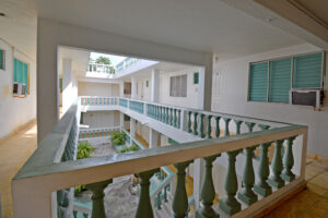 CARIBBEAN HOUSE, THE RETREAT OF 23 ROOMS IN THE HEART OF THE ISLAND