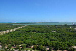 MALECON OASIS: LUXURY LIVING WITH CARIBBEAN VIEWS