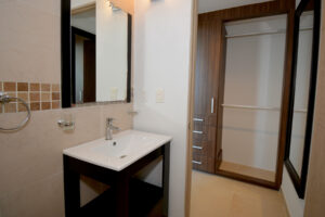 MALECON OASIS: LUXURY LIVING WITH CARIBBEAN VIEWS