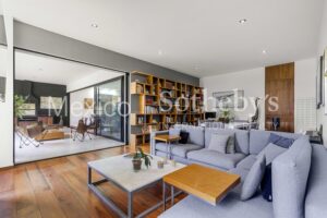 Casa Ailes 13