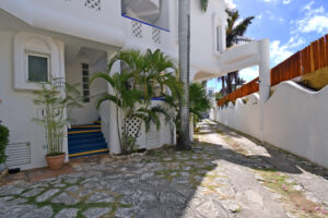 Exclusive Mediterranean Aura Residence