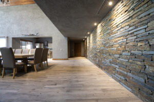 Luxury Equestrian Estate with Expansive Gardens and Mountain Views
