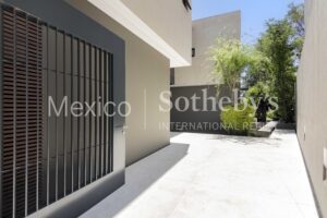 Casa El Secreto, Bosque Real.