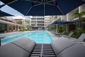 URBAN OASIS STEPS FROM THE BEACH