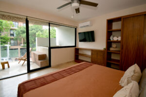 MODERN APARTMENT WITH PRIVATE POOL AND EXCLUSIVE DESIGN