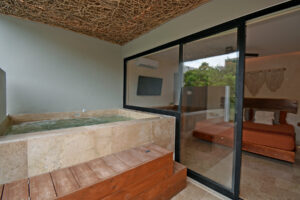 MODERN APARTMENT WITH PRIVATE POOL AND EXCLUSIVE DESIGN