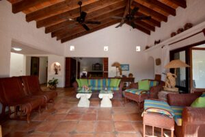 OCEANVIEW TROPICAL ESCAPE RETREAT