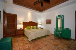 OCEANVIEW TROPICAL ESCAPE RETREAT