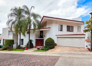 Casa Alameda en venta, Royal Country, zona Andares, Zapopan