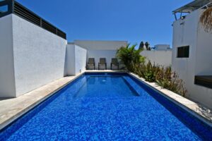 Boutique Building in Downtown Playa del Carmen