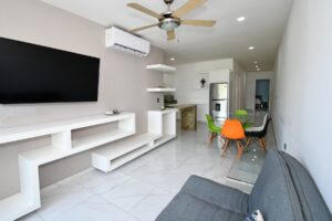 Boutique Building in Downtown Playa del Carmen