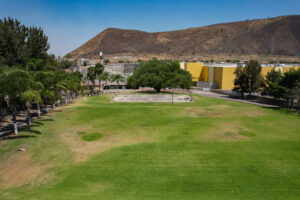 Terreno con alto potencial de desarrollo antes de las Plazas Outlet. San Agustín