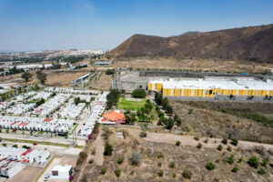 Terreno con alto potencial de desarrollo antes de las Plazas Outlet. San Agustín