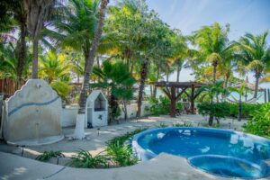 LUXURY BEACHFRONT ISLAND VILLA
