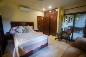 EXCLUSIVE OCEANFRONT RESIDENCE, 2 BED 2 AND BATH PANORAMIC VIEWS
