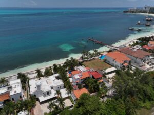 SUPER LUXURY BEACHFRONT VILLA IN THE HOTEL ZONE