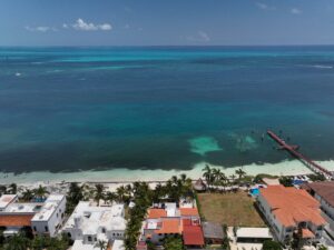SUPER LUXURY BEACHFRONT VILLA IN THE HOTEL ZONE