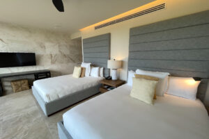 LUXURY ROSEWOOD VILLA