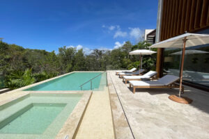 LUXURY ROSEWOOD VILLA
