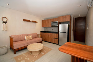 SIGNATURE AMENITIES ONE BEDROOM APARTMENT