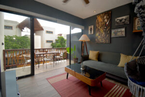 UNIQUE TWO BEDROOM PENTHOUSE WITH PRIVATE TERRACE AND WHIRLPOOL TUB