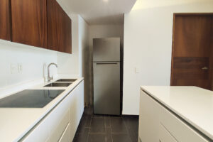 BLUE LAGOON C2 VACATION CONDO
