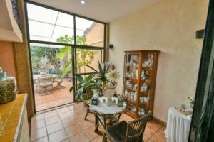 House for sale, Jardines de la Patria