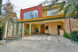 House for sale, Jardines de la Patria