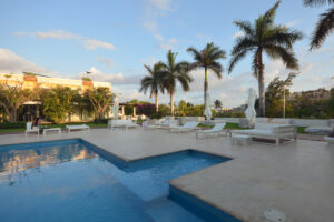 HARMONIOUS AND ELEGANT TWO-BEDROOM APARTMENT IN AN UNBEATABLE LOCATION