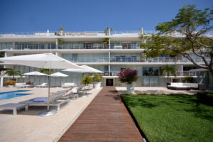 HARMONIOUS AND ELEGANT TWO-BEDROOM APARTMENT IN AN UNBEATABLE LOCATION