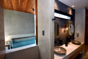 LUXURIOUS BAMBOO HIDEAWAY RESIDENCE