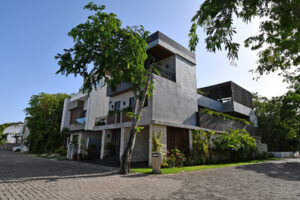 LUXURIOUS BAMBOO HIDEAWAY RESIDENCE