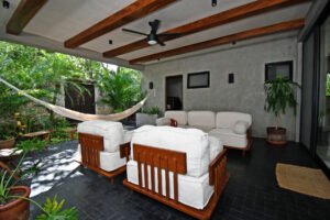 LUXURIOUS BAMBOO HIDEAWAY RESIDENCE