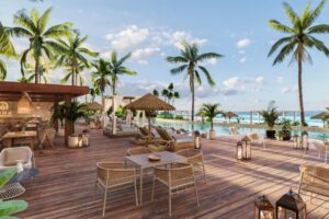 LUXURY BEACHFRONT CONDO