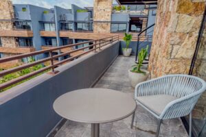 ESMERALDA BLACK PENTHOUSE