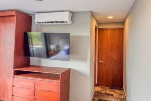 ESMERALDA BLACK PENTHOUSE