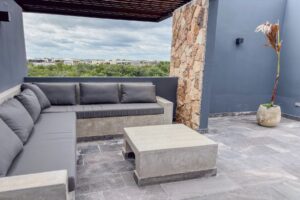 ESMERALDA BLACK PENTHOUSE