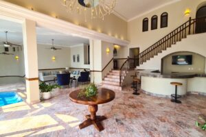 Villa León, Manzanillo, Colima