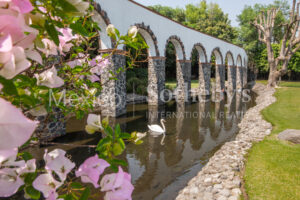 Casa de los Prismas &middot; Obra Maestra de José Creixell &middot; Los Apantles, Sumiya.