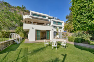 Residencia Paseo de la Montaña, Club de Golf Santa Anita