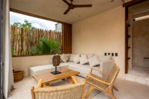 DESIGN VILLAS WITH EXCELLENT LOCATION