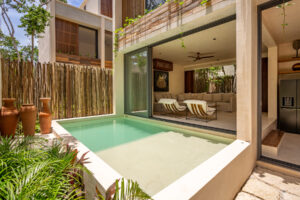 DESIGN VILLAS WITH EXCELLENT LOCATION