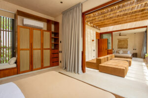 DESIGN VILLAS WITH EXCELLENT LOCATION