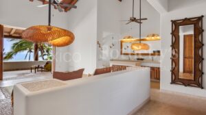 Casa Playa Blanca Zihuatanejo